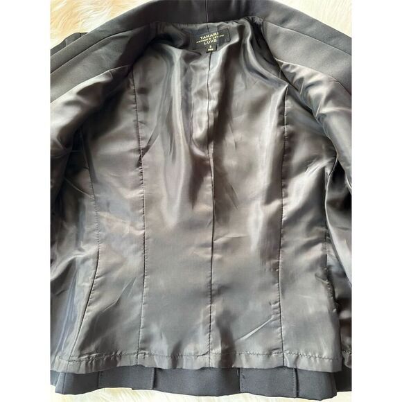 Tahari Arthur S. Levine Women's Belted Cropped Blazer Jacket Size 8 Black Formal - Picture 14 of 14